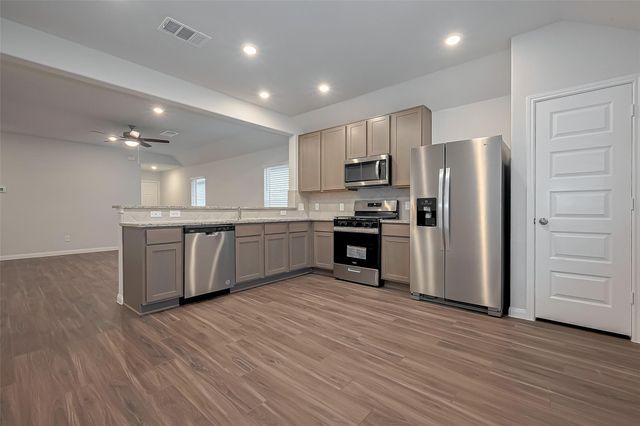 13625 Goldeye Drive, Conroe, TX 77384