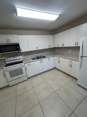 1828 NW 93rd Ter A, Miami, FL 33147