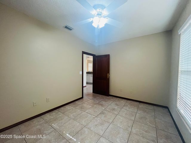 3 Florida Avenue B, Cocoa, FL 32922