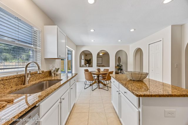 2257 Spring Creek Circle NE, Palm Bay, FL 32905
