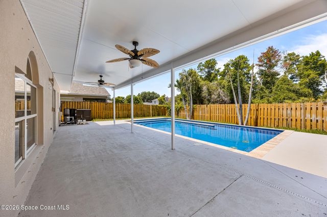 2257 Spring Creek Circle NE, Palm Bay, FL 32905