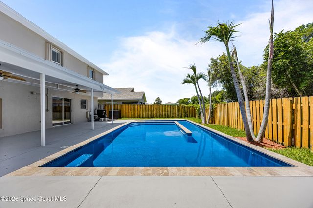 2257 Spring Creek Circle NE, Palm Bay, FL 32905