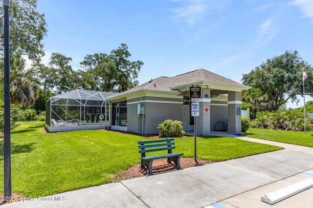 2257 Spring Creek Circle NE, Palm Bay, FL 32905