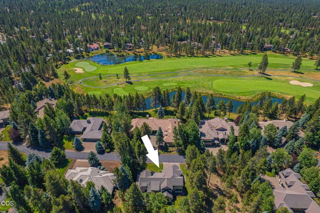 17980 North Course Lane 17, Sunriver, OR 97707