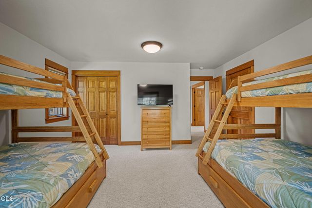 17980 North Course Lane 17, Sunriver, OR 97707