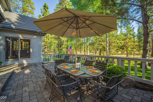 17980 North Course Lane 17, Sunriver, OR 97707