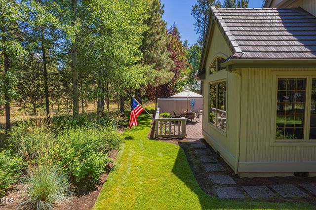 17980 North Course Lane 17, Sunriver, OR 97707