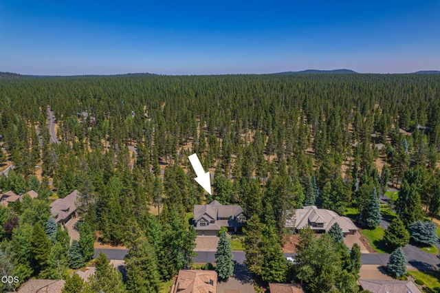 17980 North Course Lane 17, Sunriver, OR 97707