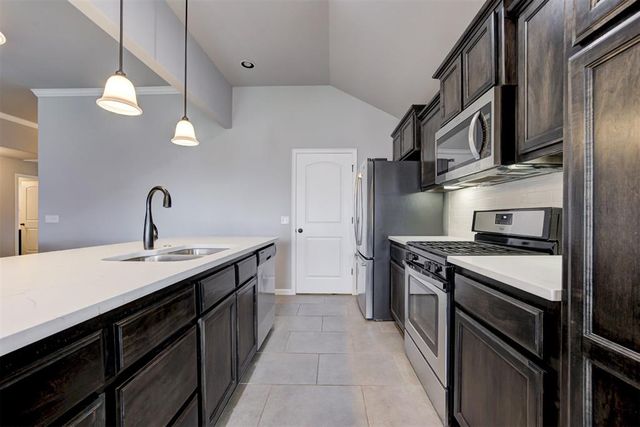 3916 Colefax Lane, Norman, OK 73026