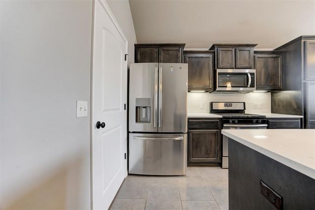 3916 Colefax Lane, Norman, OK 73026