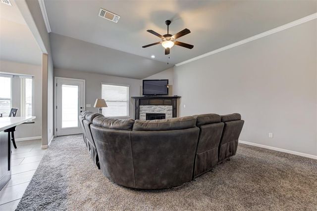 3916 Colefax Lane, Norman, OK 73026