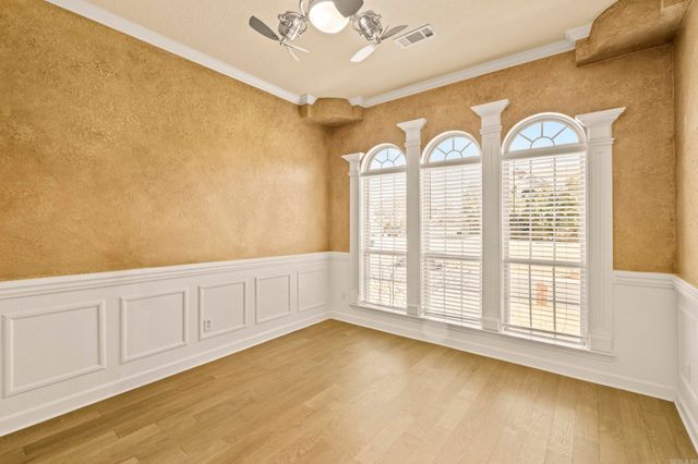 1925 Oakbrook, Sherwood, AR 72120