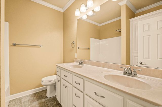 1925 Oakbrook, Sherwood, AR 72120