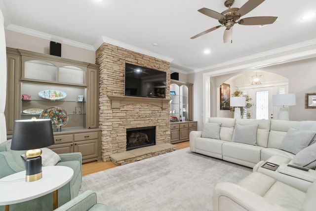 27303 Siandra Creek Lane, Spring, TX 77386