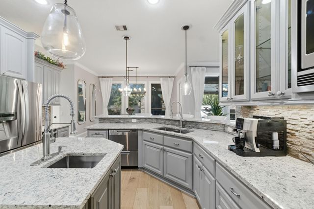 27303 Siandra Creek Lane, Spring, TX 77386