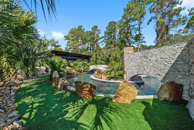 27303 Siandra Creek Lane, Spring, TX 77386