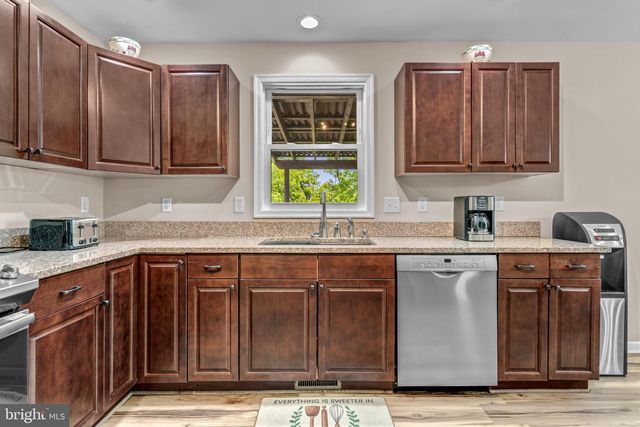 123 BEACH DR, Front Royal, VA 22630