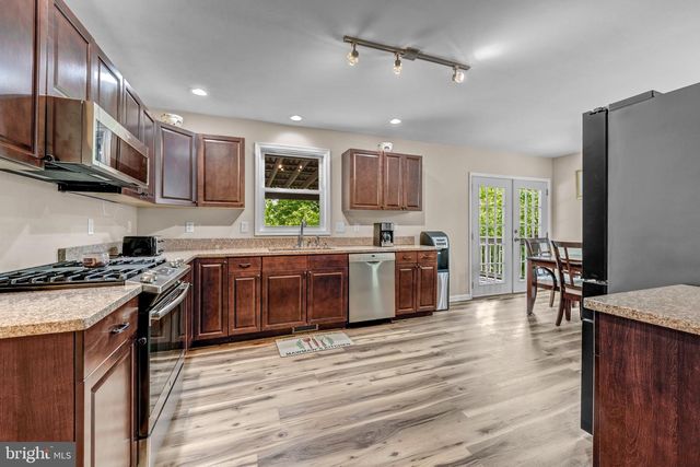 123 BEACH DR, Front Royal, VA 22630
