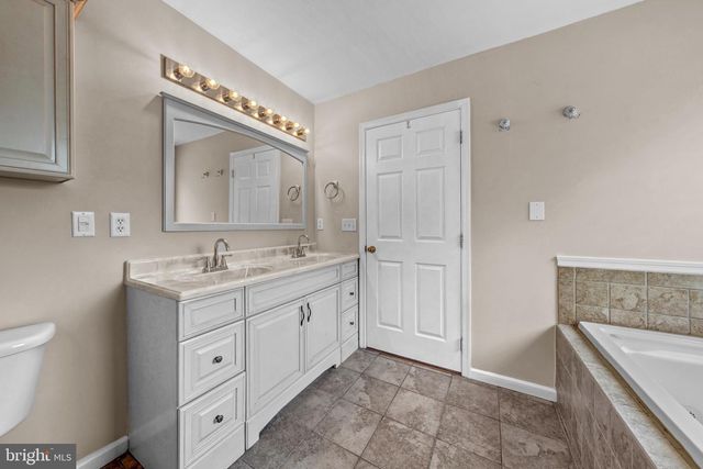 123 BEACH DR, Front Royal, VA 22630
