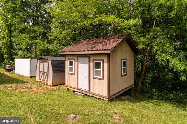 123 BEACH DR, Front Royal, VA 22630
