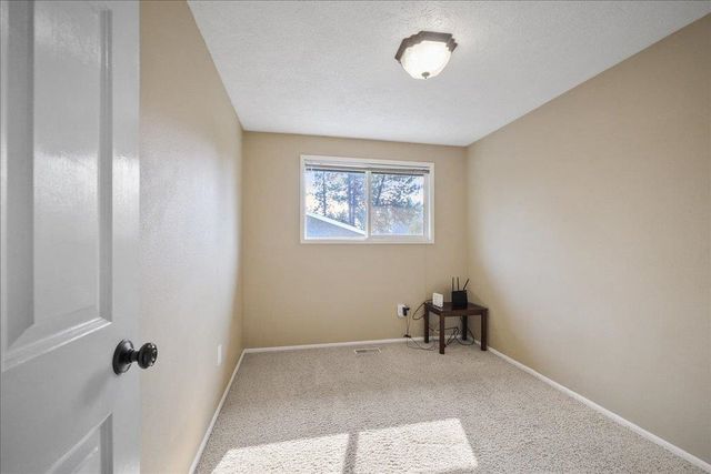 1427 E 35th Ave, Spokane, WA 99203