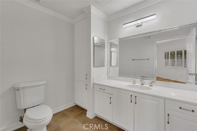 172 Villa Point Drive, Newport Beach, CA 92660