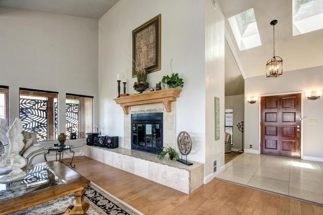18119 Norlene Way, Grass Valley, CA 95949