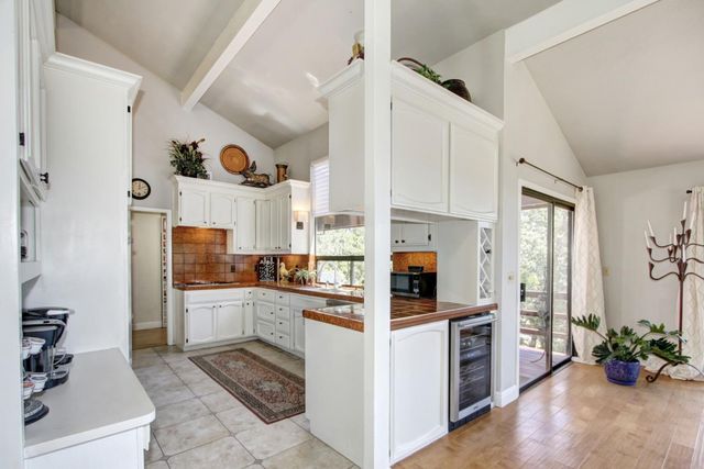 18119 Norlene Way, Grass Valley, CA 95949