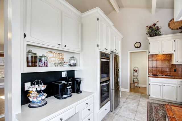 18119 Norlene Way, Grass Valley, CA 95949