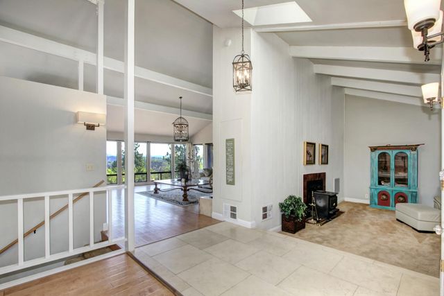 18119 Norlene Way, Grass Valley, CA 95949