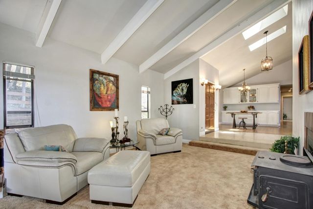 18119 Norlene Way, Grass Valley, CA 95949