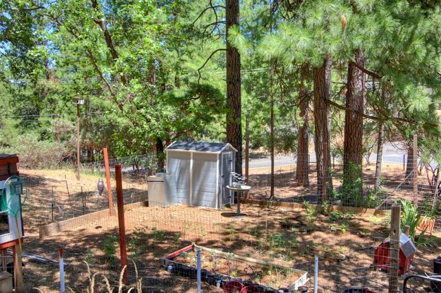 18119 Norlene Way, Grass Valley, CA 95949