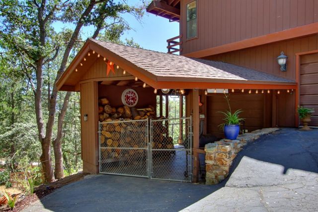 18119 Norlene Way, Grass Valley, CA 95949