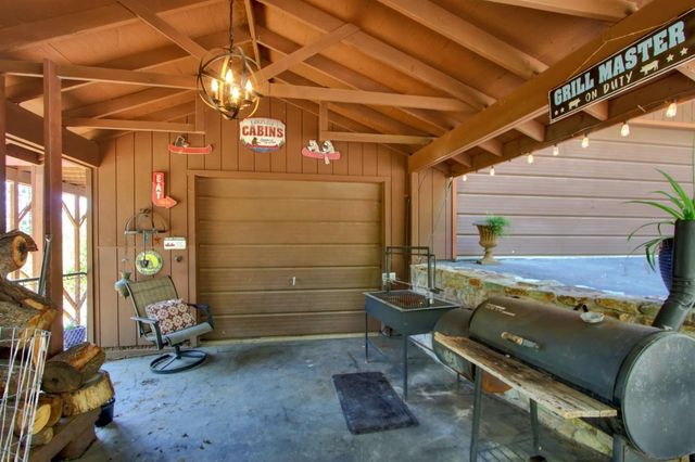 18119 Norlene Way, Grass Valley, CA 95949