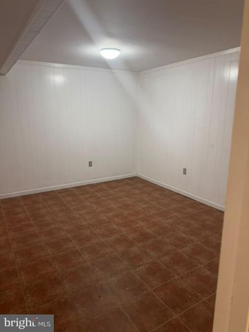 1909 AGATE DR, Silver Spring, MD 20904