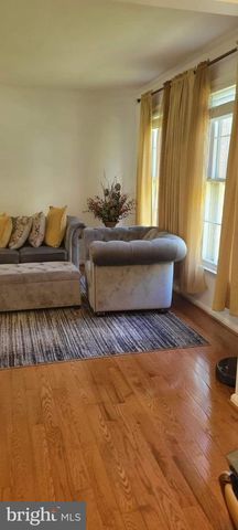 1909 AGATE DR, Silver Spring, MD 20904