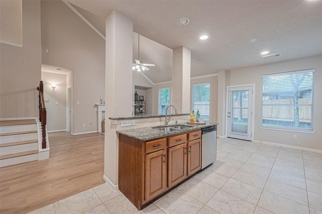 23 Red Adler Place, The Woodlands, TX 77382