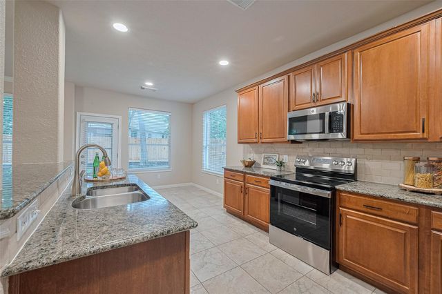 23 Red Adler Place, The Woodlands, TX 77382