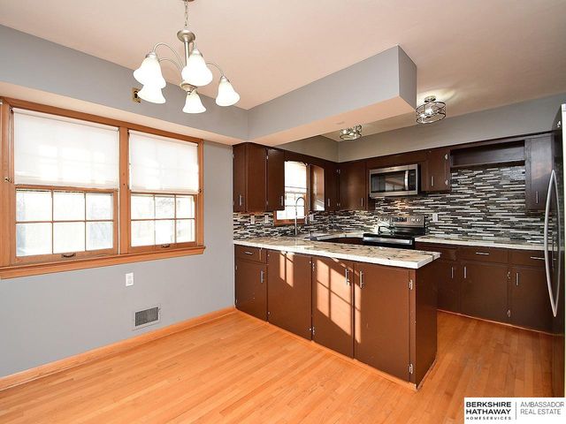 4638 Manchester Drive, Omaha, NE 68152