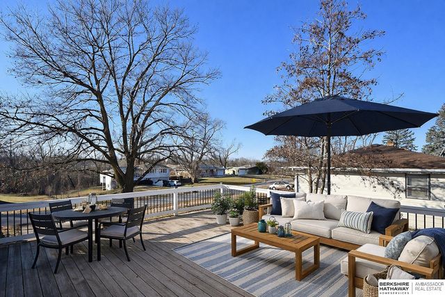 4638 Manchester Drive, Omaha, NE 68152