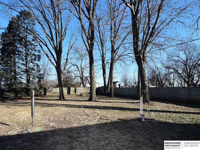 4638 Manchester Drive, Omaha, NE 68152