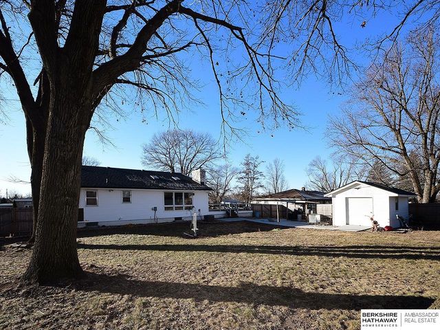 4638 Manchester Drive, Omaha, NE 68152