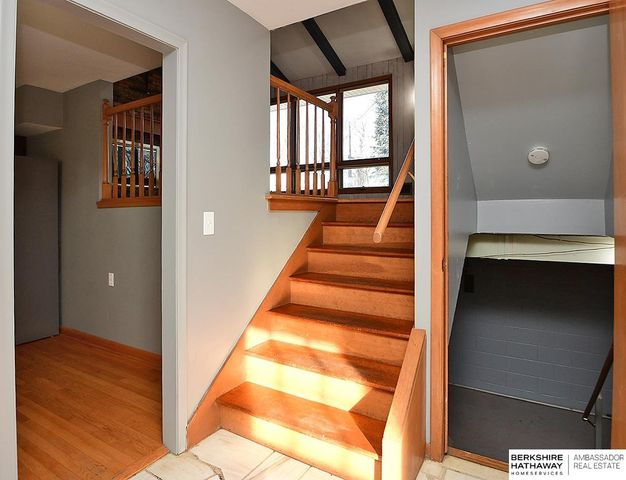 4638 Manchester Drive, Omaha, NE 68152