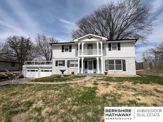 4638 Manchester Drive, Omaha, NE 68152