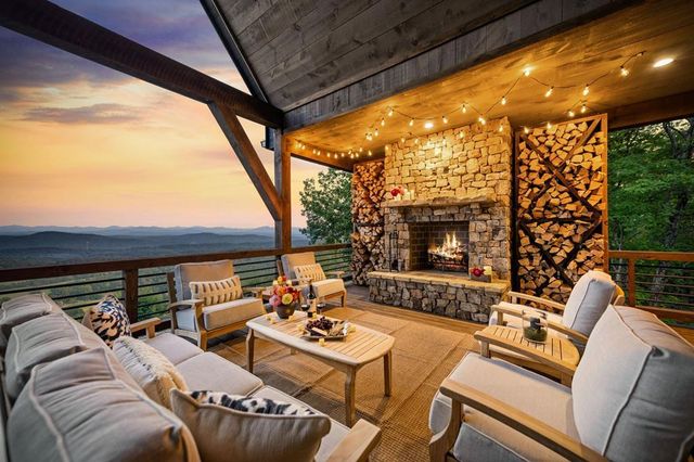 60 Jackies Bluff, Mineral Bluff, GA 30559