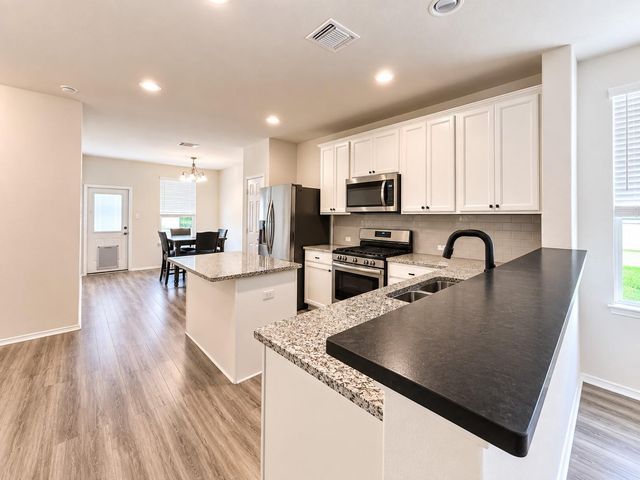 220 Pepperbark LOOP, Buda, TX 78610