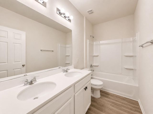 220 Pepperbark LOOP, Buda, TX 78610