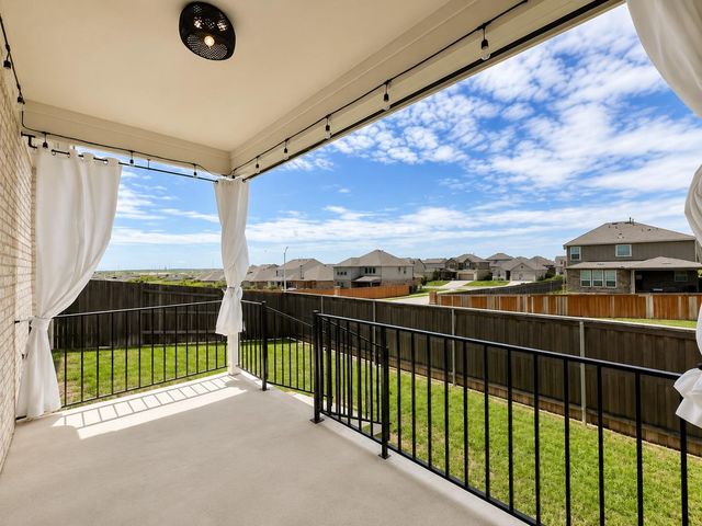 220 Pepperbark LOOP, Buda, TX 78610