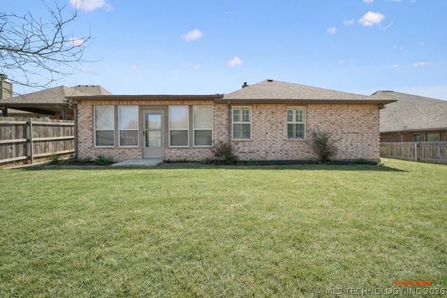 704 W Indianapolis Street, Broken Arrow, OK 74012