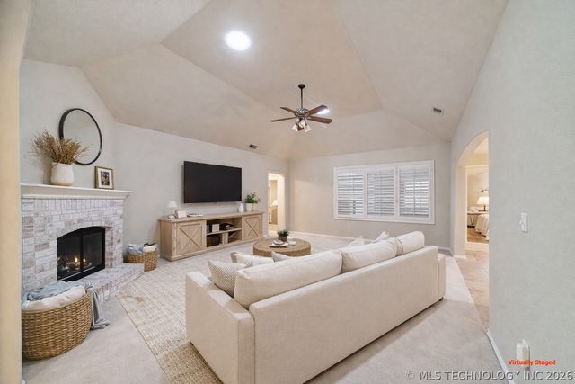 704 W Indianapolis Street, Broken Arrow, OK 74012